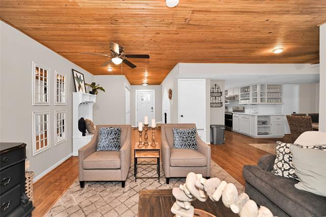 Building Photo - 107 Lancelot Dr