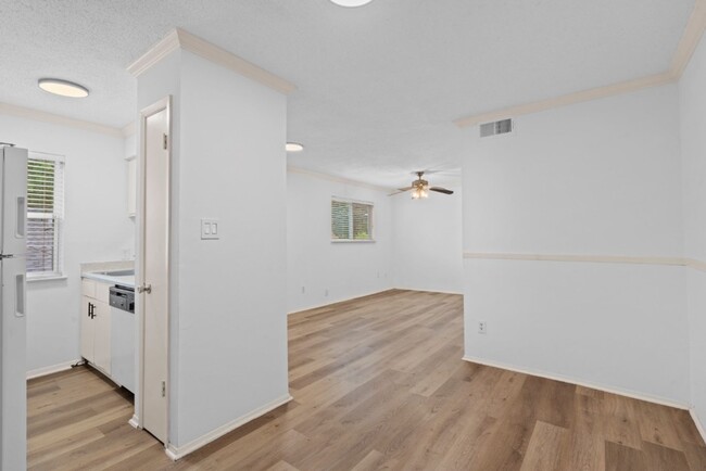 Building Photo - 4105 Speedway, Unit 204