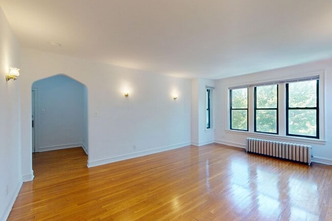 Floorplan - 5053 S. Ellis Avenue