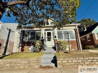 Building Photo - 74 Andrew St