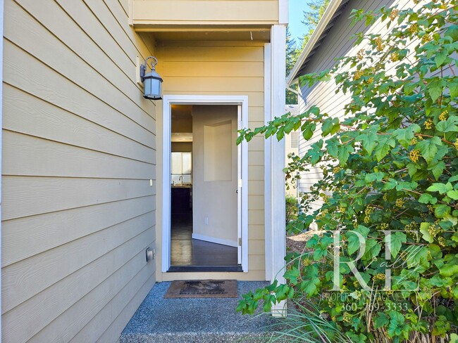 Building Photo - Effortless Elegance in Caldart Heights, Poulsbo