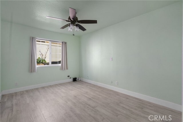 Building Photo - 3327 Deaver Dr