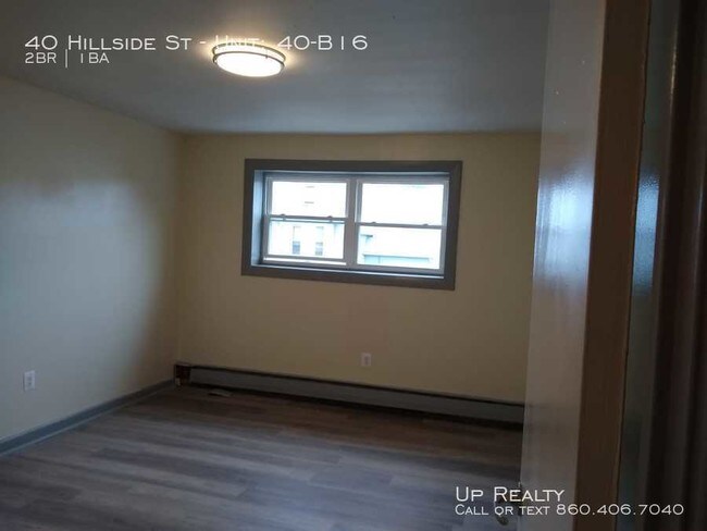 Building Photo - 40 Hillside St