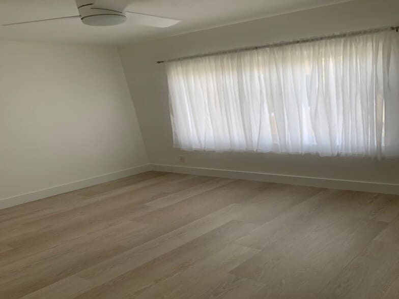 Second Bedroom/Office - 1410 S Ocean Blvd