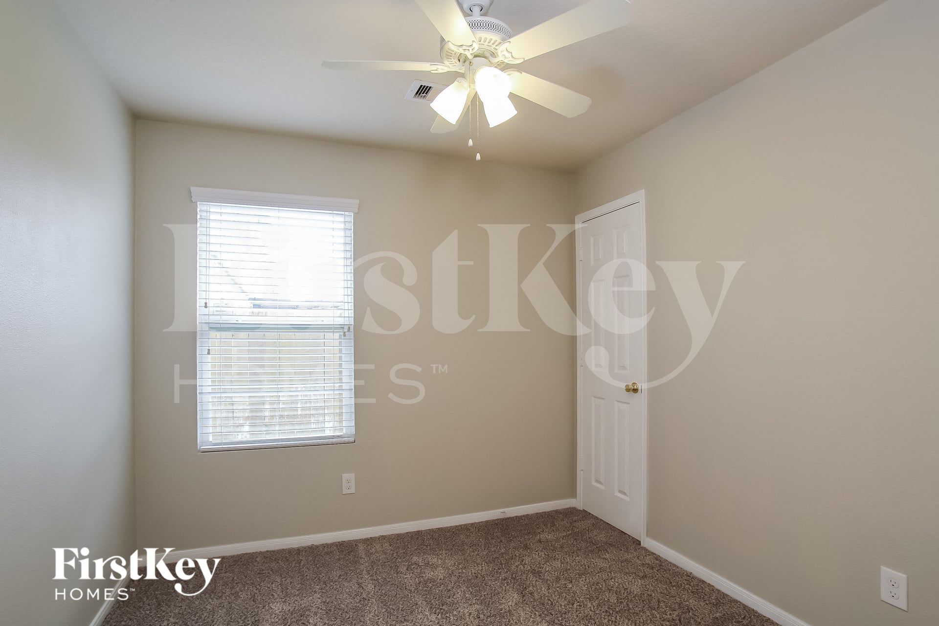 Building Photo - 16810 Blackberry Lily Ln