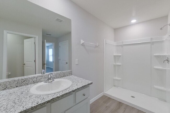 Building Photo - 8642 SW 43rd Ter