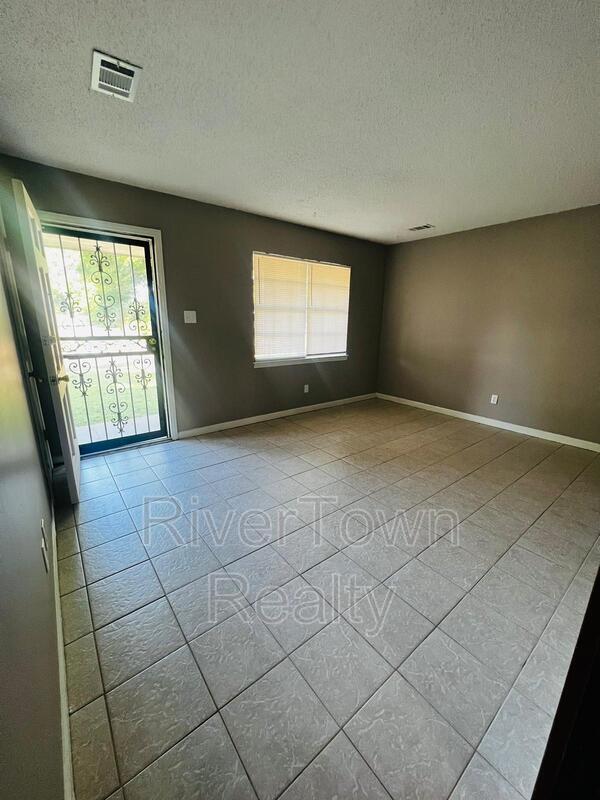 Building Photo - 4180 Kerwin Dr