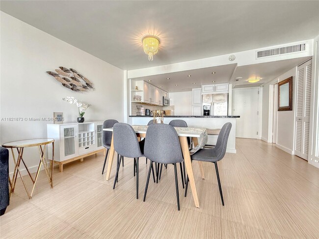 Building Photo - 5701 Collins Ave