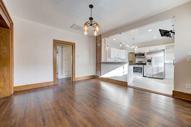 Building Photo - 1715 NW 38th St