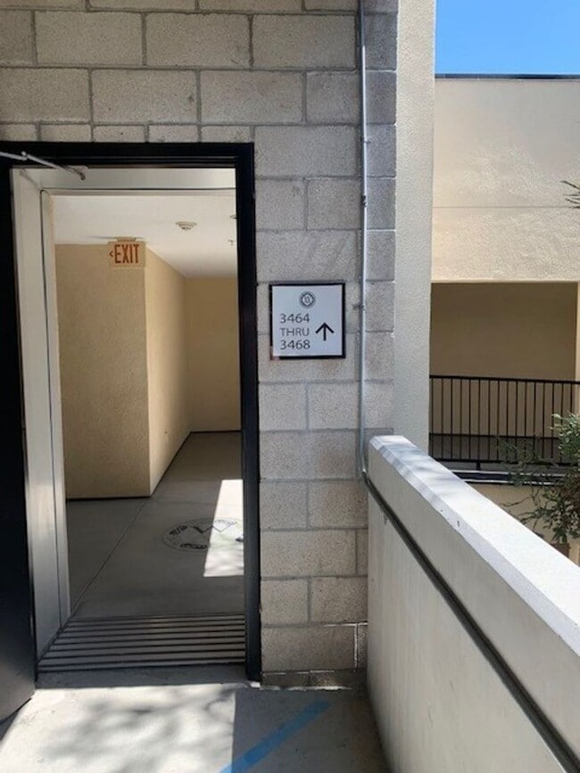 Building Photo - 3467 Watermarke Pl