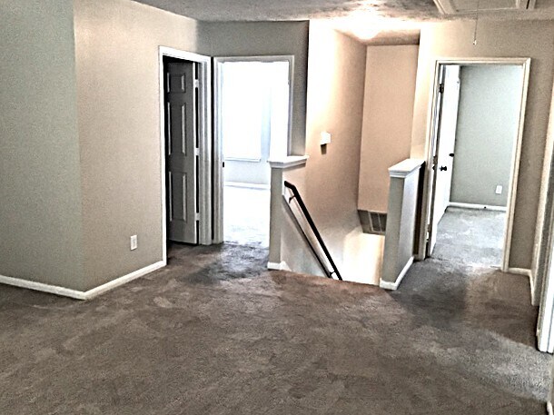 Building Photo - 7010 Durango Dr