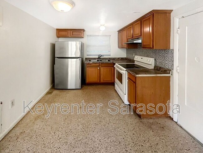 Building Photo - 1612 22nd St