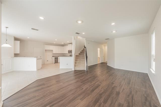 Building Photo - 6268 Topsail Dr