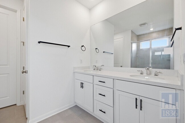 Building Photo - 12713 Brave Tenderfoot Trl