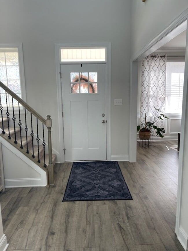 Building Photo - Welcome to The Shores at Windpointe FURNISHED