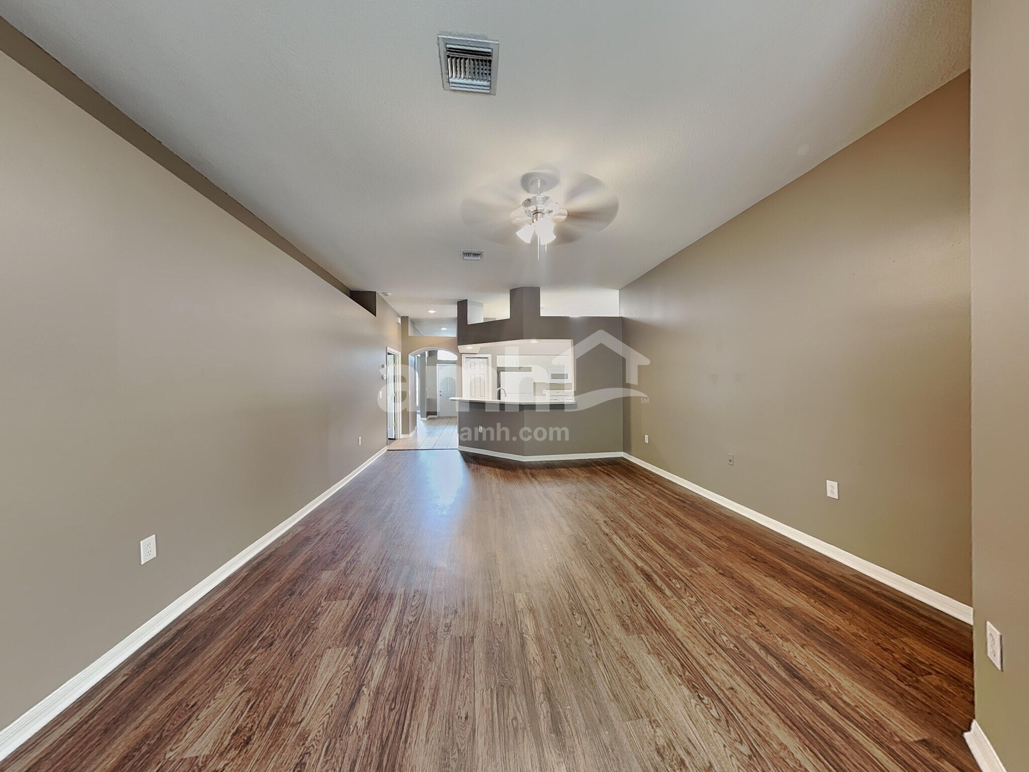 Building Photo - 22611 Roderick Dr