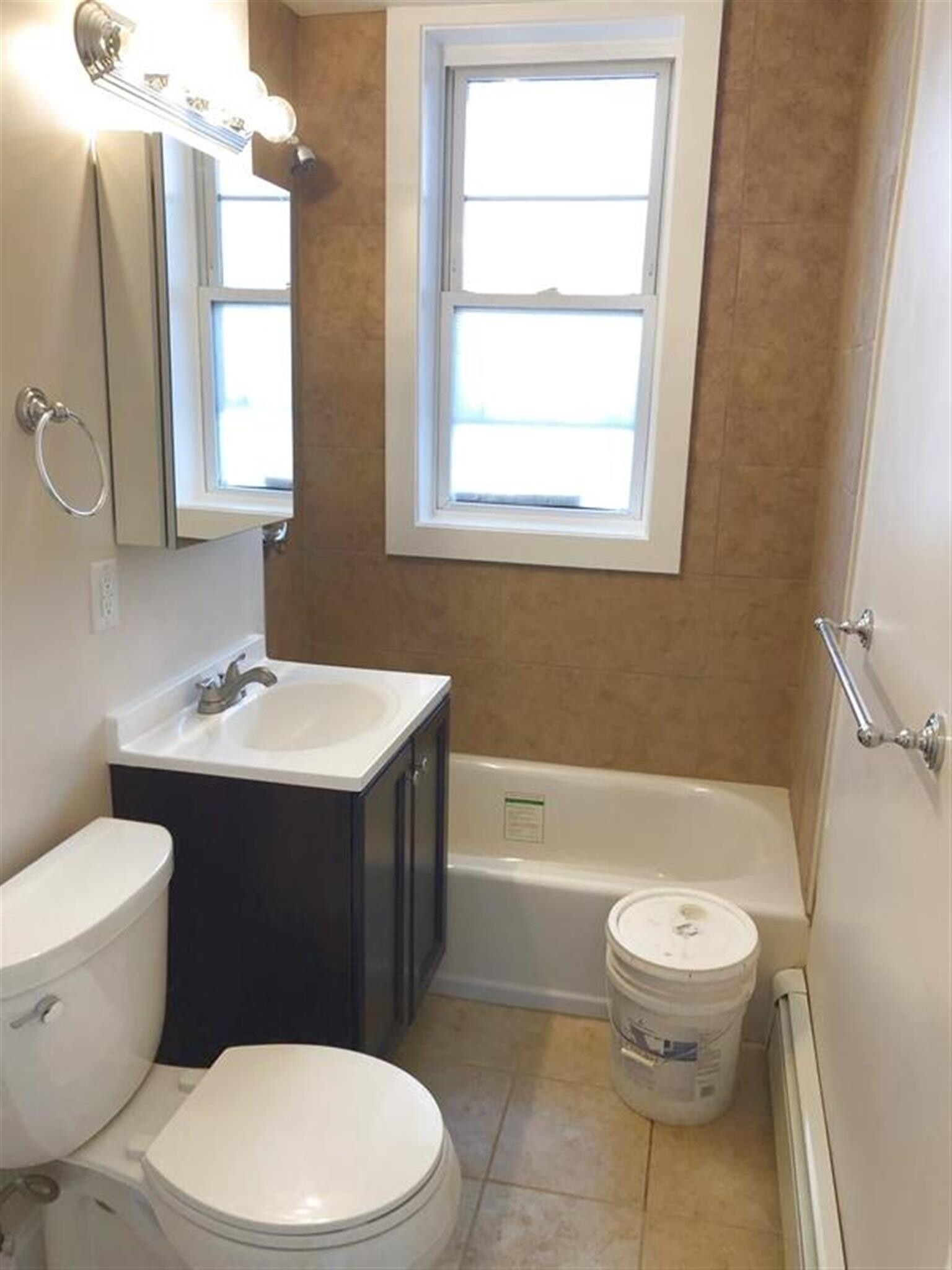 Building Photo - 274 Brookline St