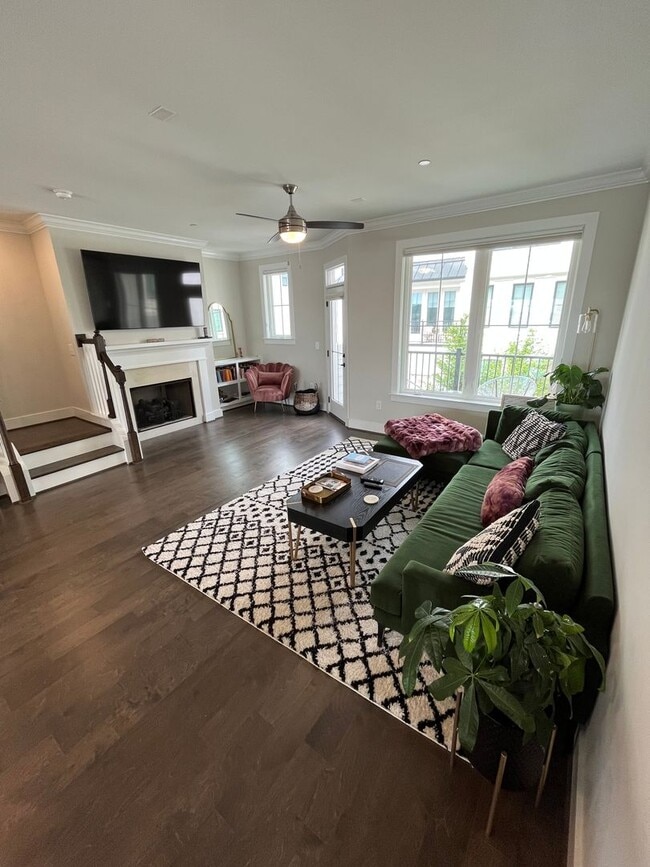 Building Photo - Stunning 2BD*, 3.5BA Raleigh Townhome with Bonus Office/Den on First Floor and 2-Car Attached Garage