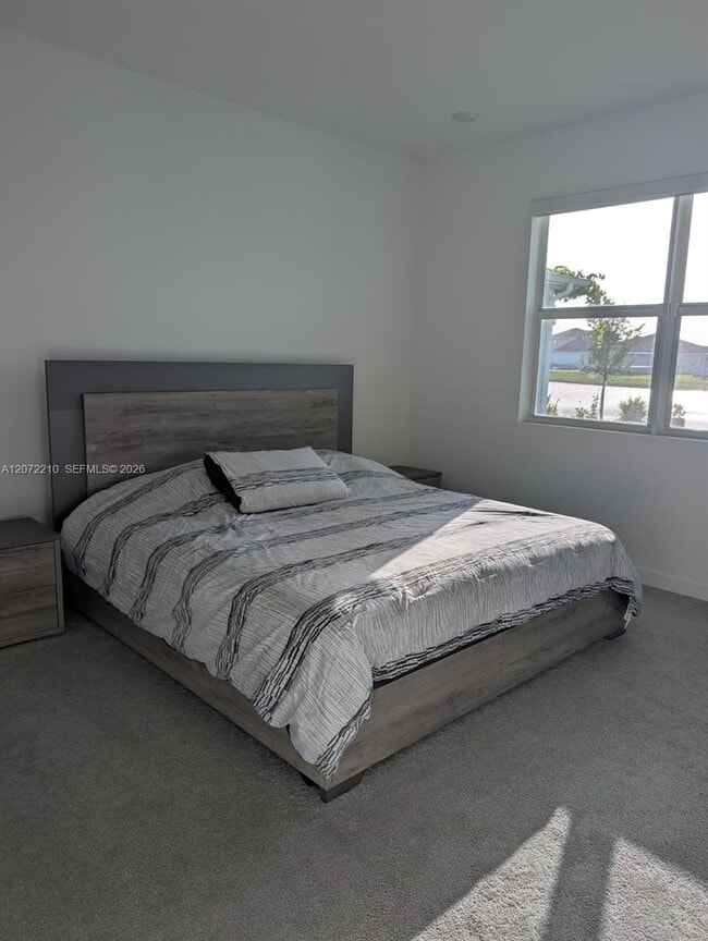 Building Photo - 10607 SW Orana Dr