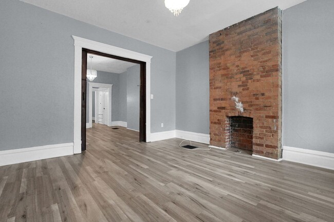 Building Photo - 171-173 N 18th St