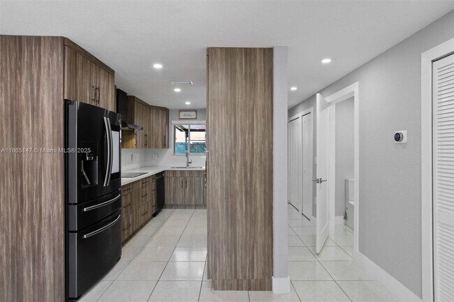 Building Photo - 3378 W 80th St