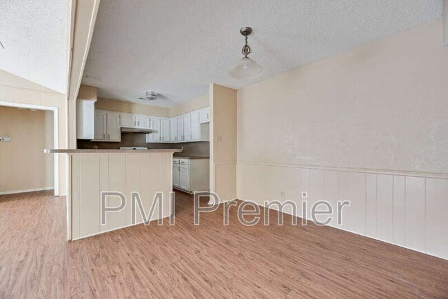 Building Photo - 4724 Berridge Ln