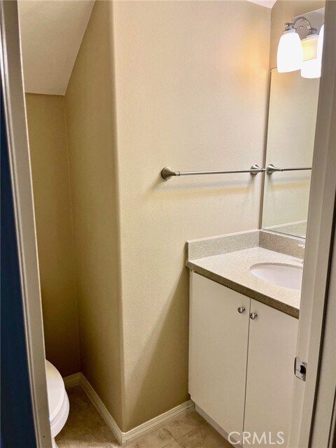 Building Photo - 1946 Canopy