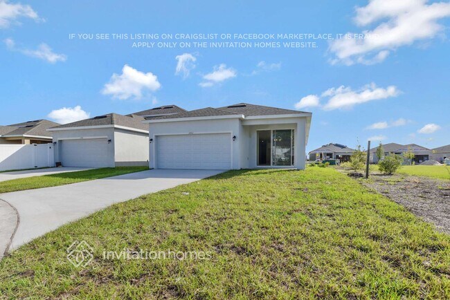 Building Photo - 1492 Grassland Ave