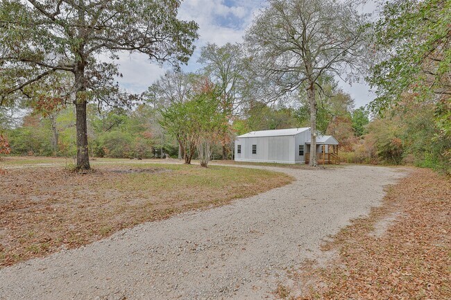 Building Photo - 10552 FM Rd 2432