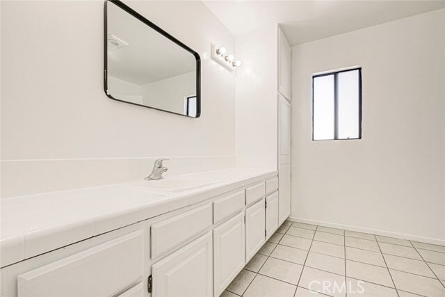 Building Photo - 6011 Bellaire Ave