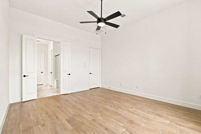 Building Photo - 24631 Fluttering Dove Ln
