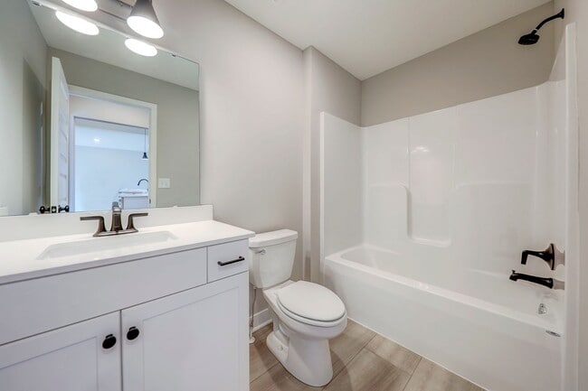 Building Photo - {18021} Southpointe Ranch + Finished Basem...