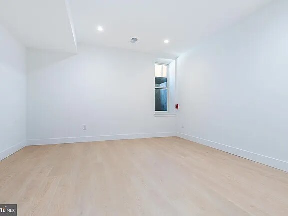 Building Photo - 1649 N 6th St