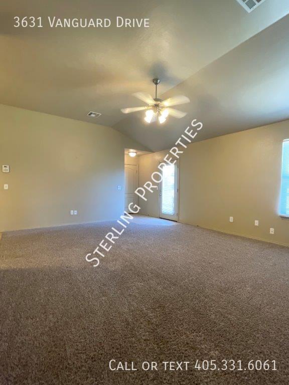 Building Photo - 3631 Vanguard Dr