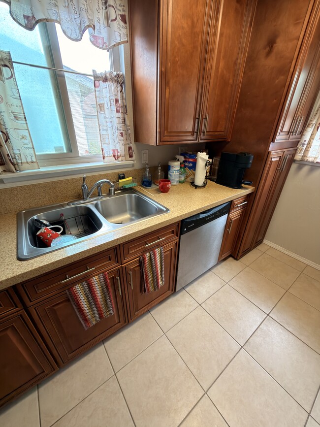 Building Photo - 2778 Mimika Pl