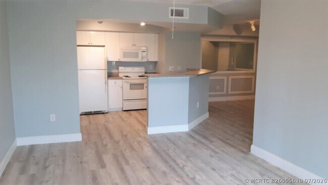 Building Photo - 3818 NW Adriatic Ln