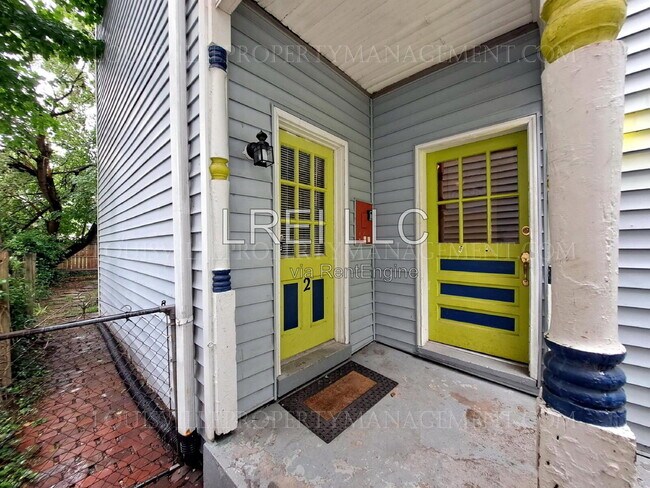 Building Photo - 710 Rubel Ave