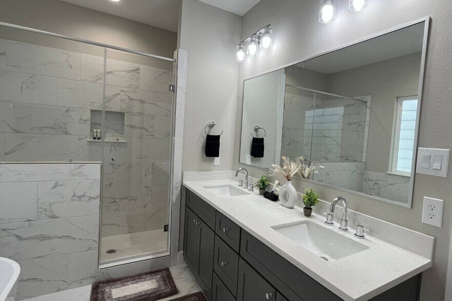 Building Photo - 3208 Bostic St