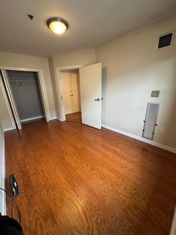 Building Photo - 534 Commonwealth Ave