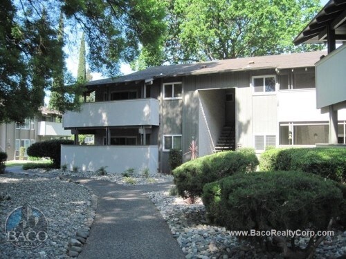 Building Photo - Villa East Apartments