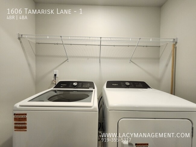 Building Photo - 1606 Tamarisk Ln