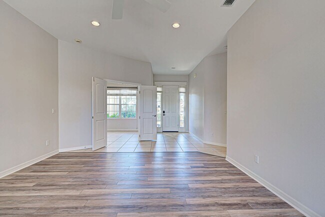 Building Photo - Plantation Golf & Country Club