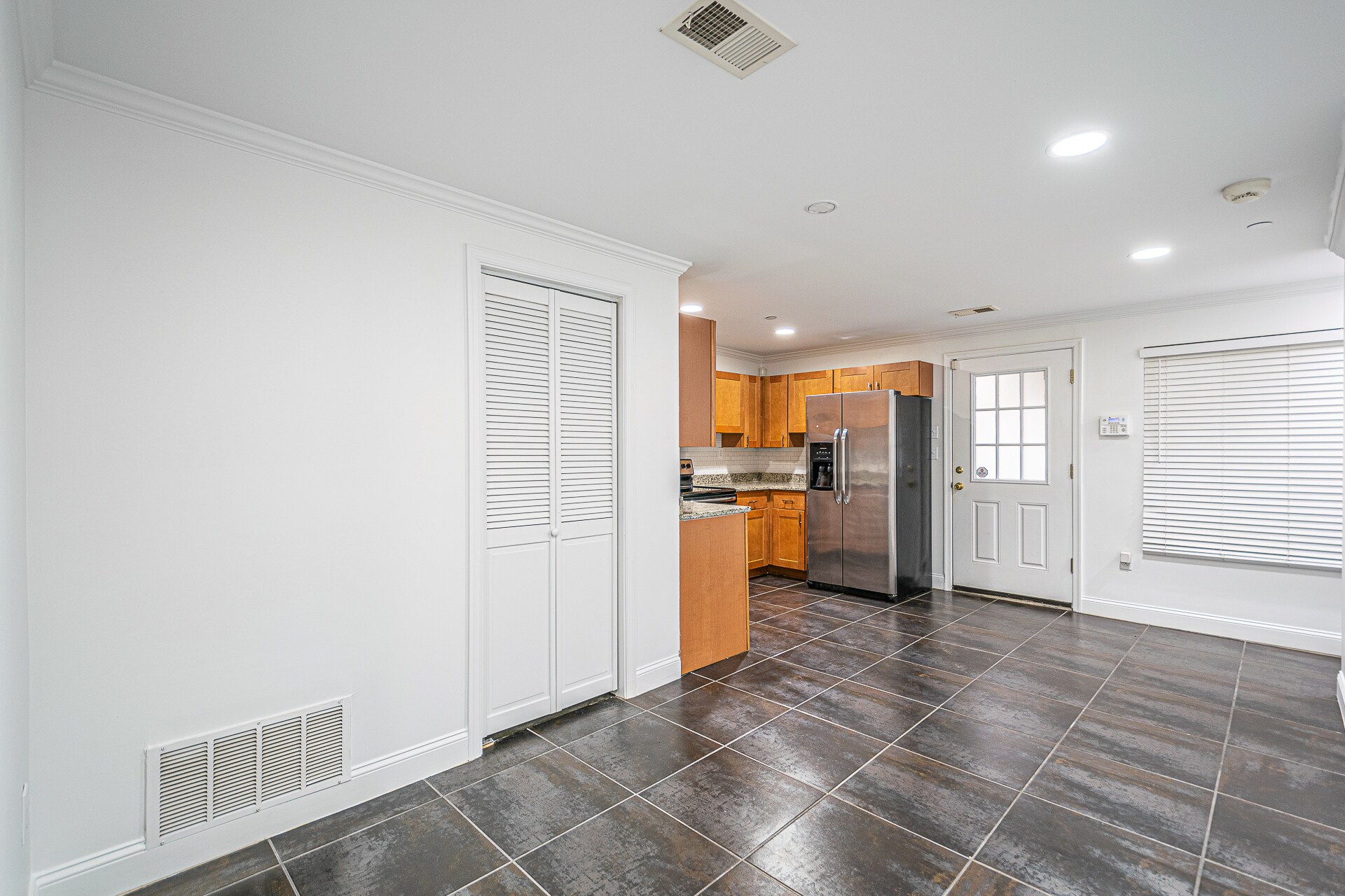 Building Photo - 1203 Delafield Pl NW