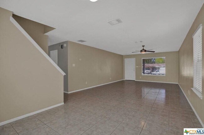 Building Photo - 650 Freiling