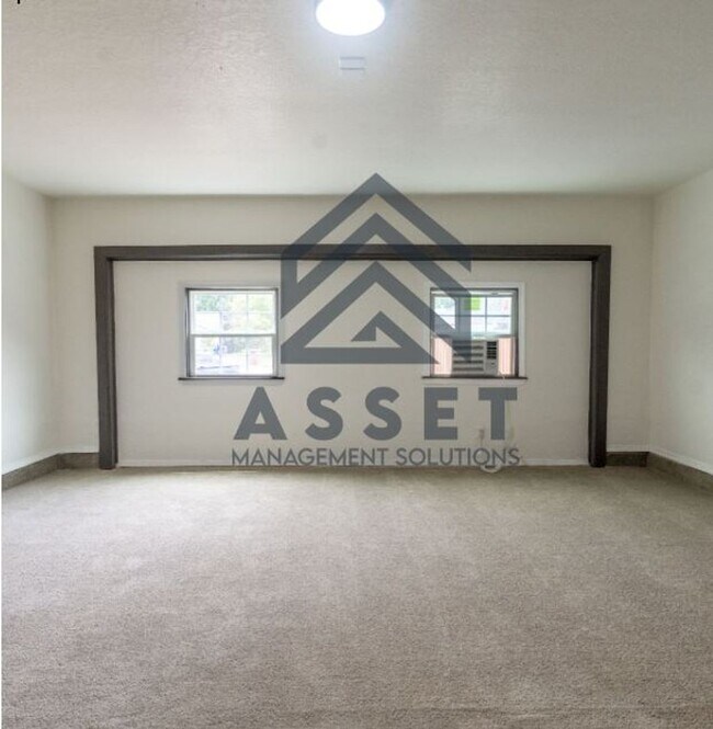 Building Photo - 4 Bedroom Rent to Own Home Available!