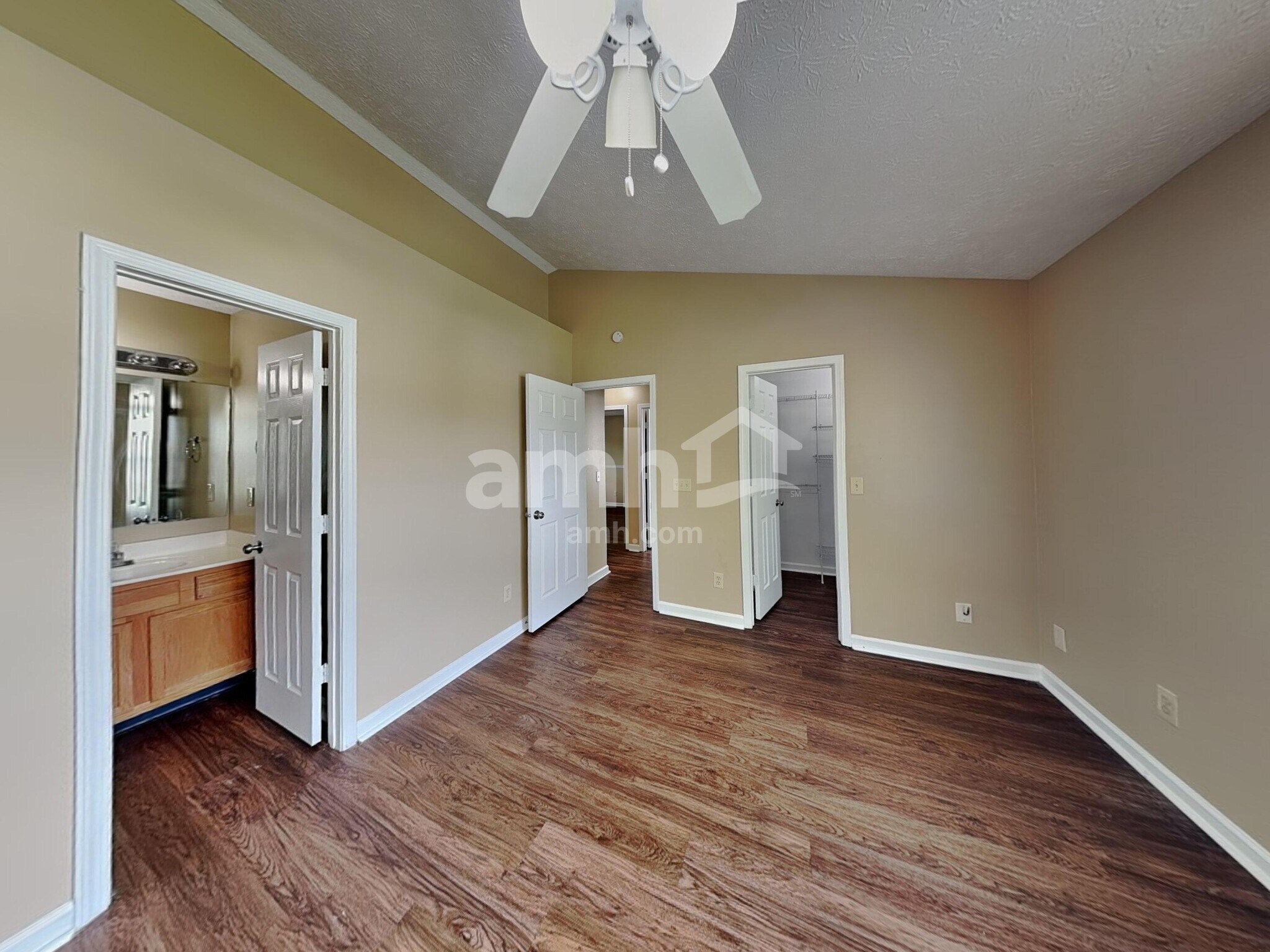 Building Photo - 6055 Polonius Ct