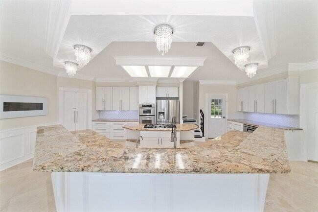 Building Photo - 5406 Kings Ransom Ct