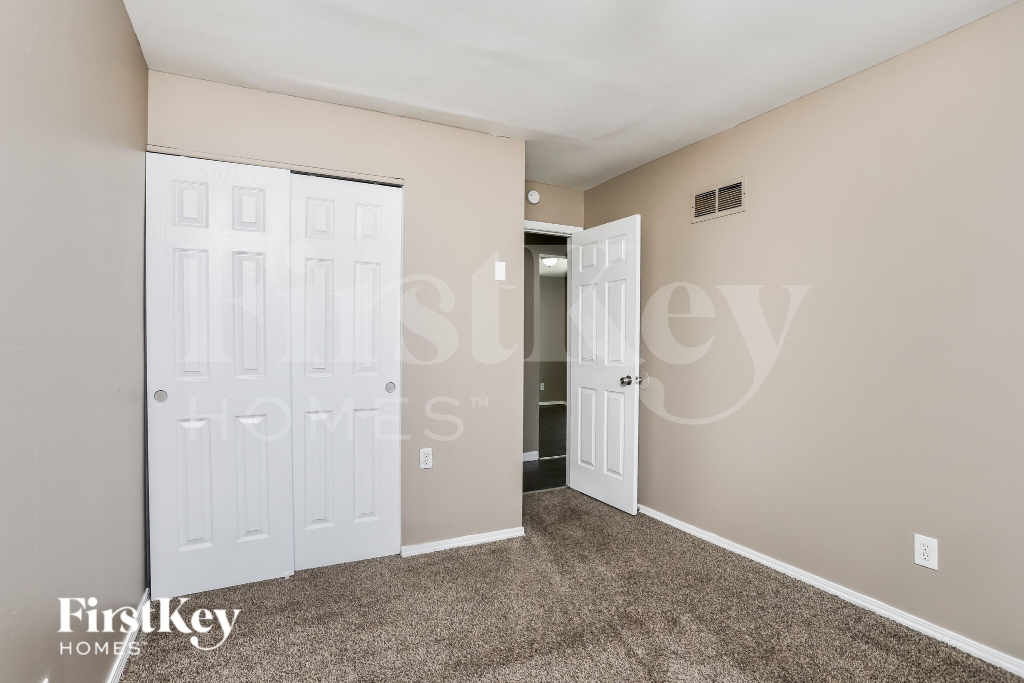 Building Photo - 9963 Meadow Ave