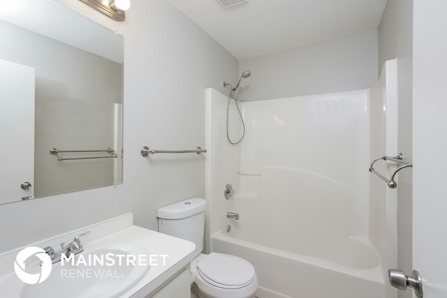 Building Photo - 2234 Manheim Ave