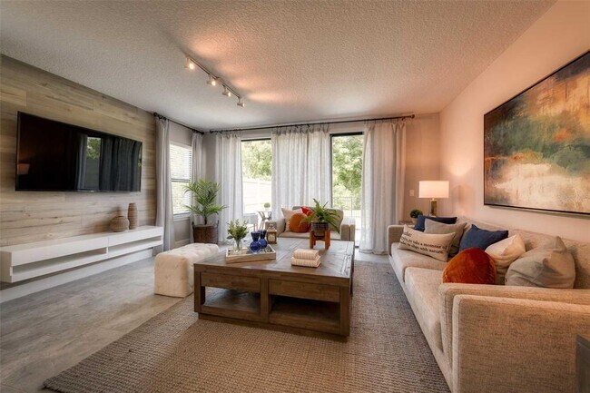 Building Photo - 4728 Terra Esmeralda Dr